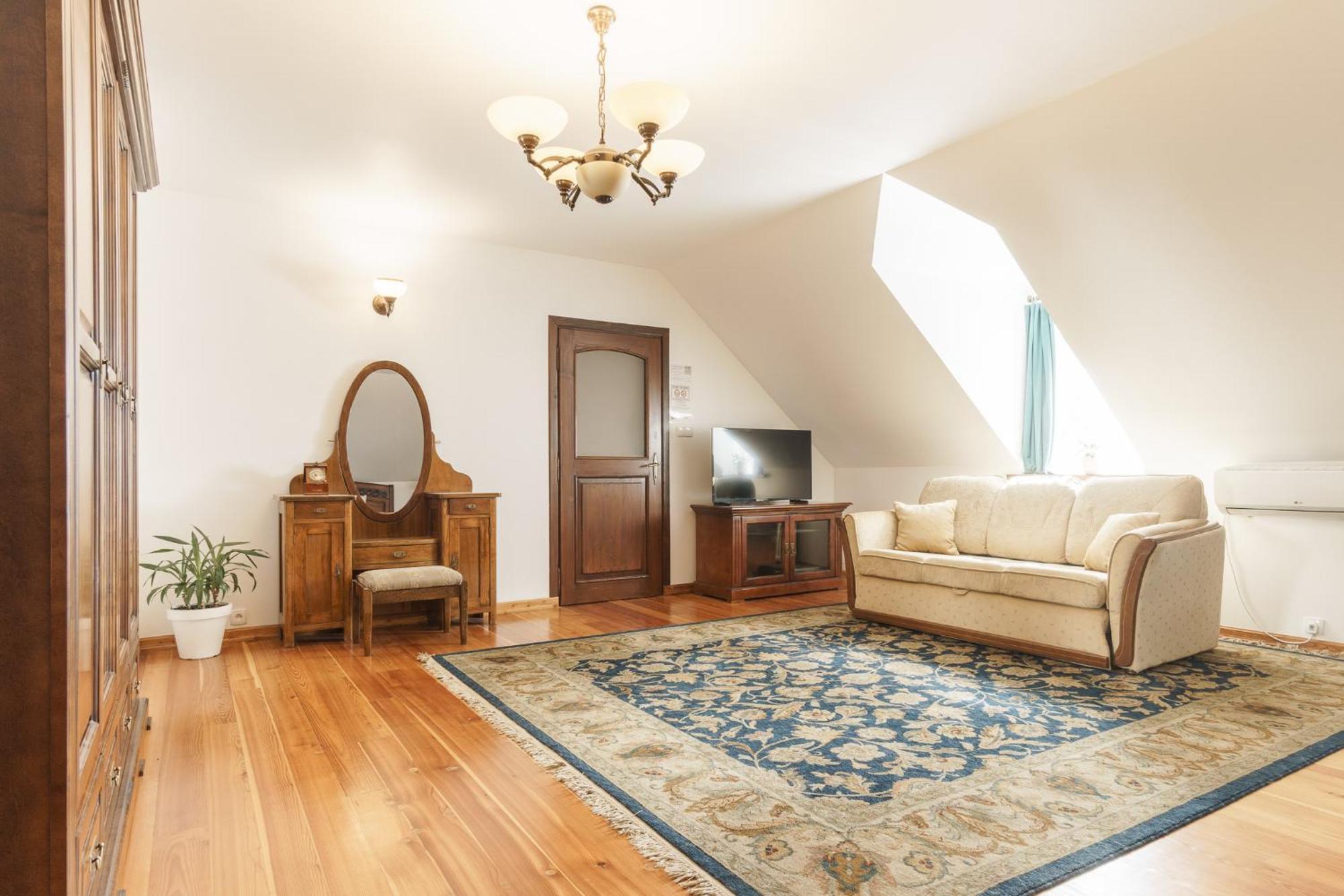 קרקוב Apartamenty W Dworku Cheval מראה חיצוני תמונה