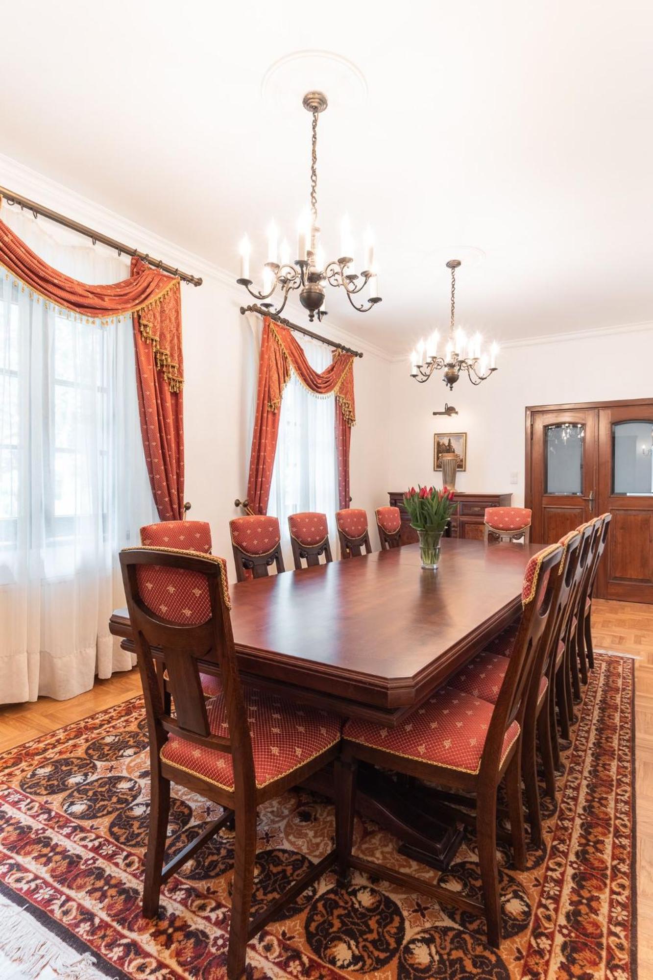 קרקוב Apartamenty W Dworku Cheval מראה חיצוני תמונה